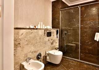 Отель Sapphire Zagulba Баку Номер Делюкс (для 2 взрослых и 1 ребенка)-3